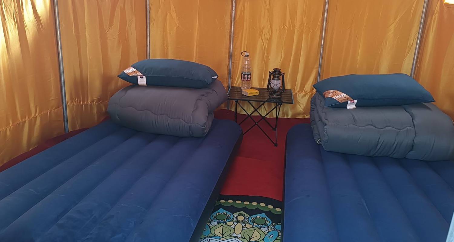 01062120009jjl0k53816_R_1600_10000