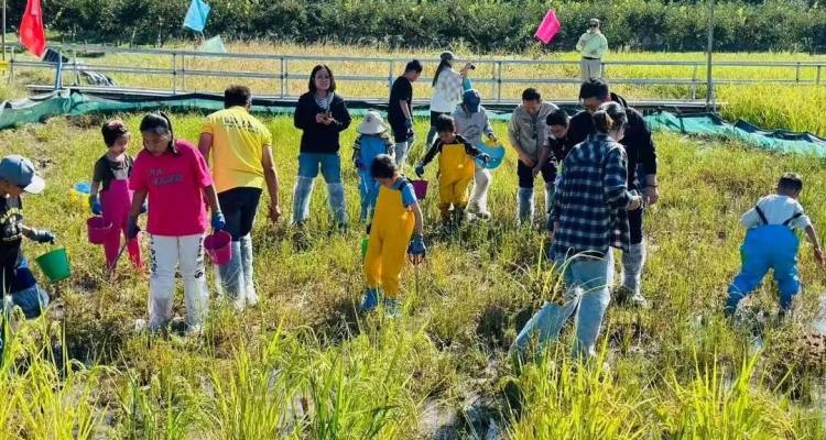 f09096e983dc2a027efdfb1c4bf561c