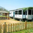 【旅拍纪念】房车假期+专业拍摄，珍藏每一刻欢笑（4人团）